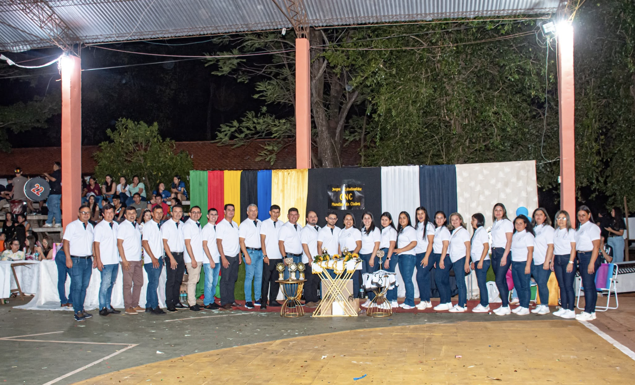 Comunidad docente del Colegio Nacional de Capiibary